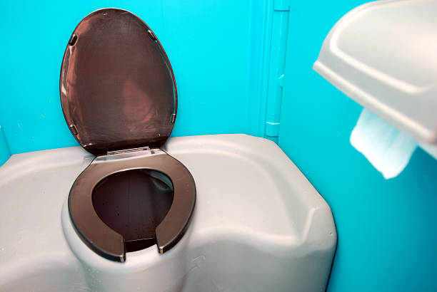 Best Porta potty delivery and setup  in Doniphan, MO